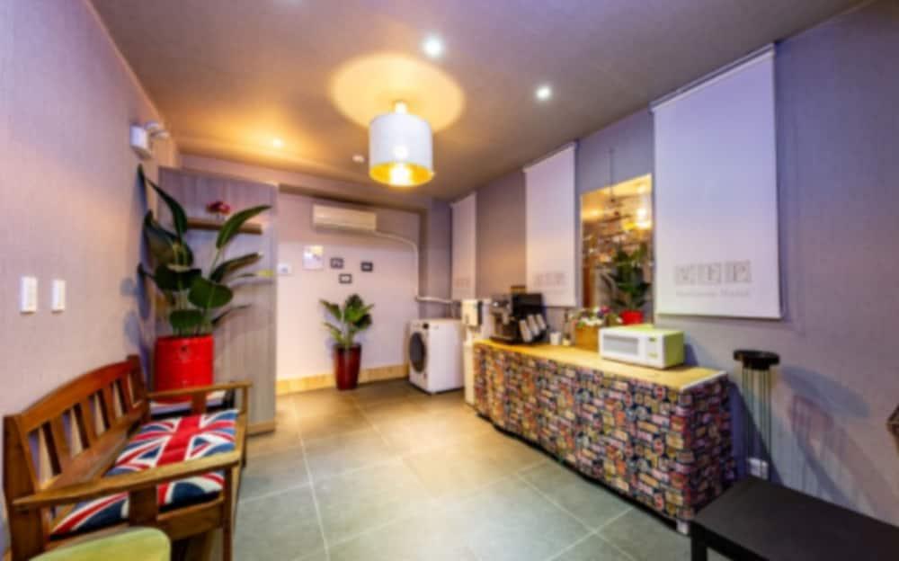 Vip Hotel موكبو المظهر الخارجي الصورة