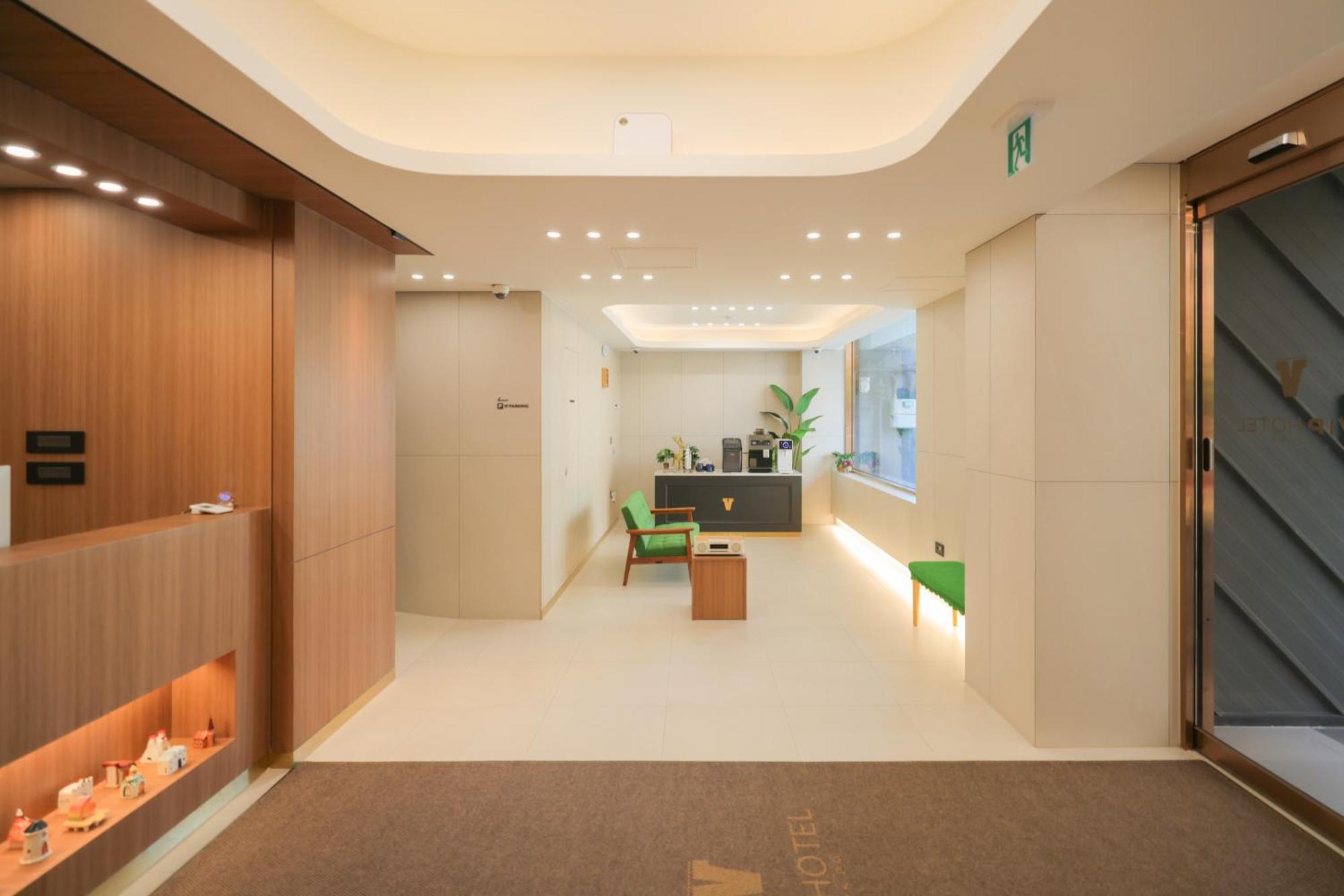 Vip Hotel موكبو المظهر الخارجي الصورة