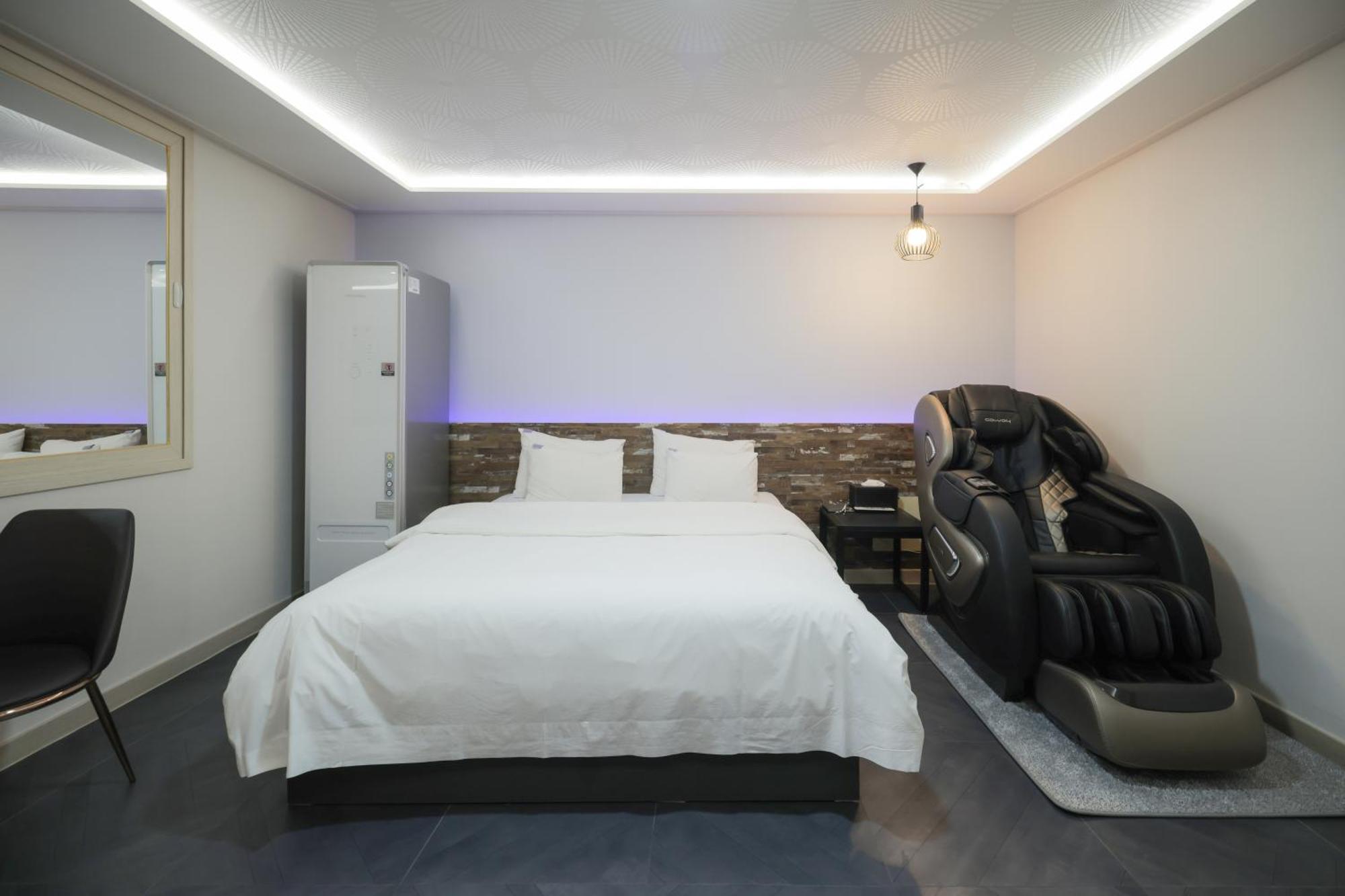 Vip Hotel موكبو المظهر الخارجي الصورة