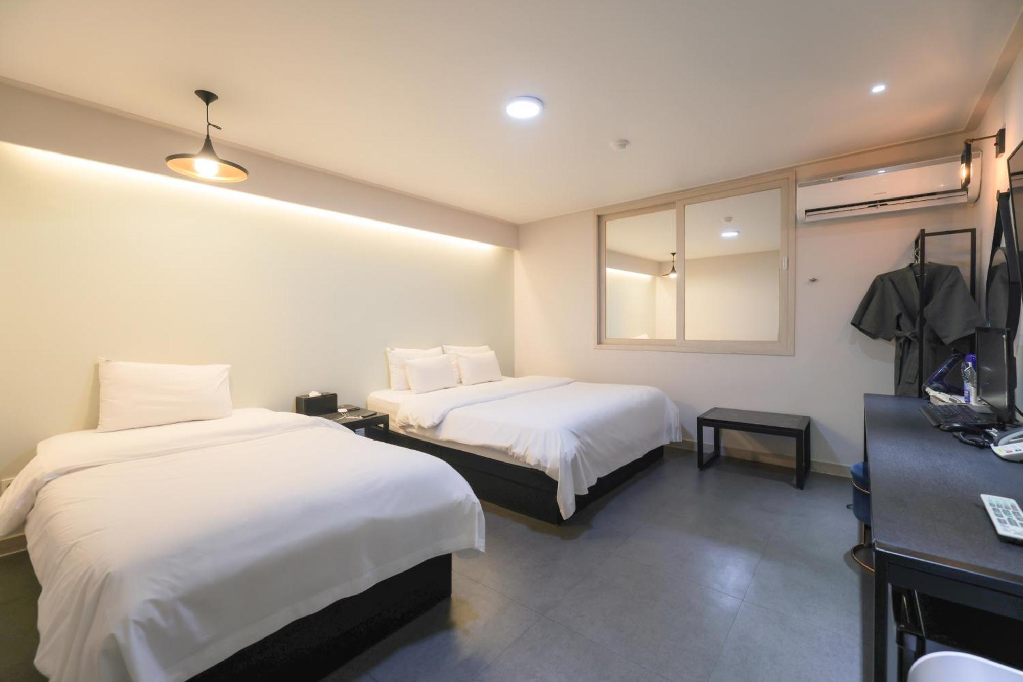 Vip Hotel موكبو المظهر الخارجي الصورة