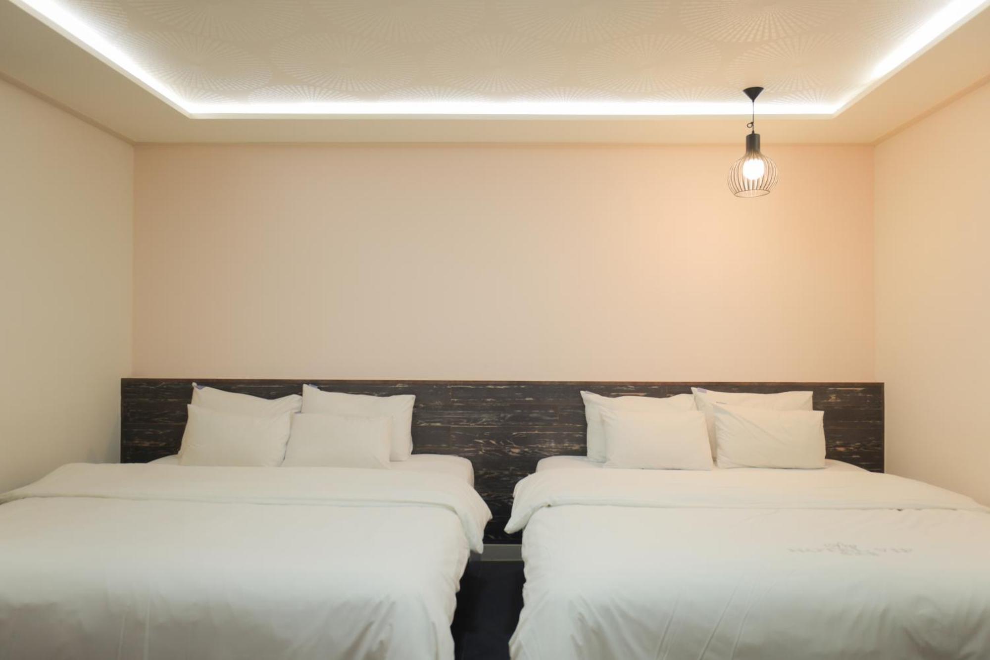 Vip Hotel موكبو المظهر الخارجي الصورة