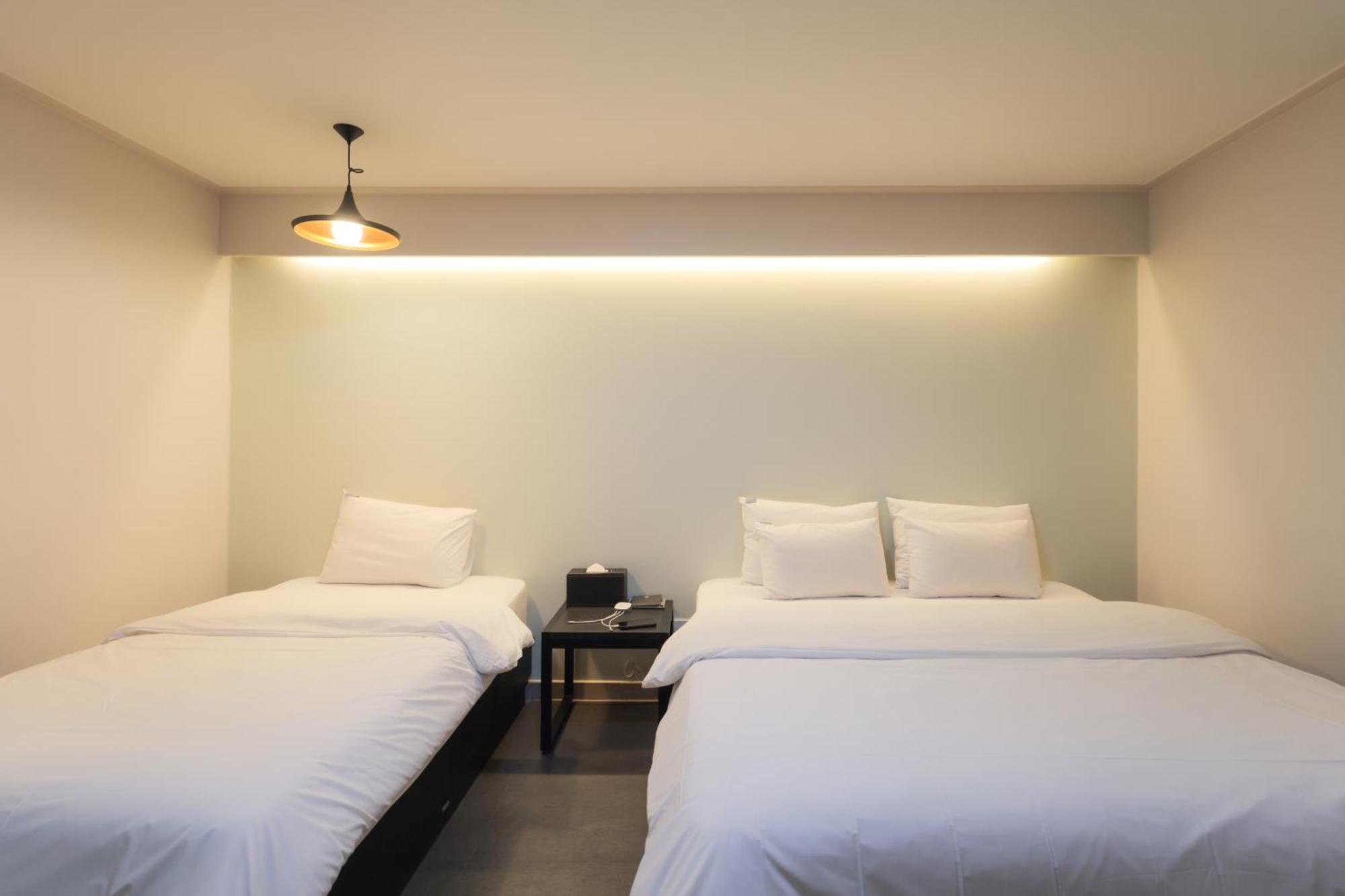 Vip Hotel موكبو المظهر الخارجي الصورة